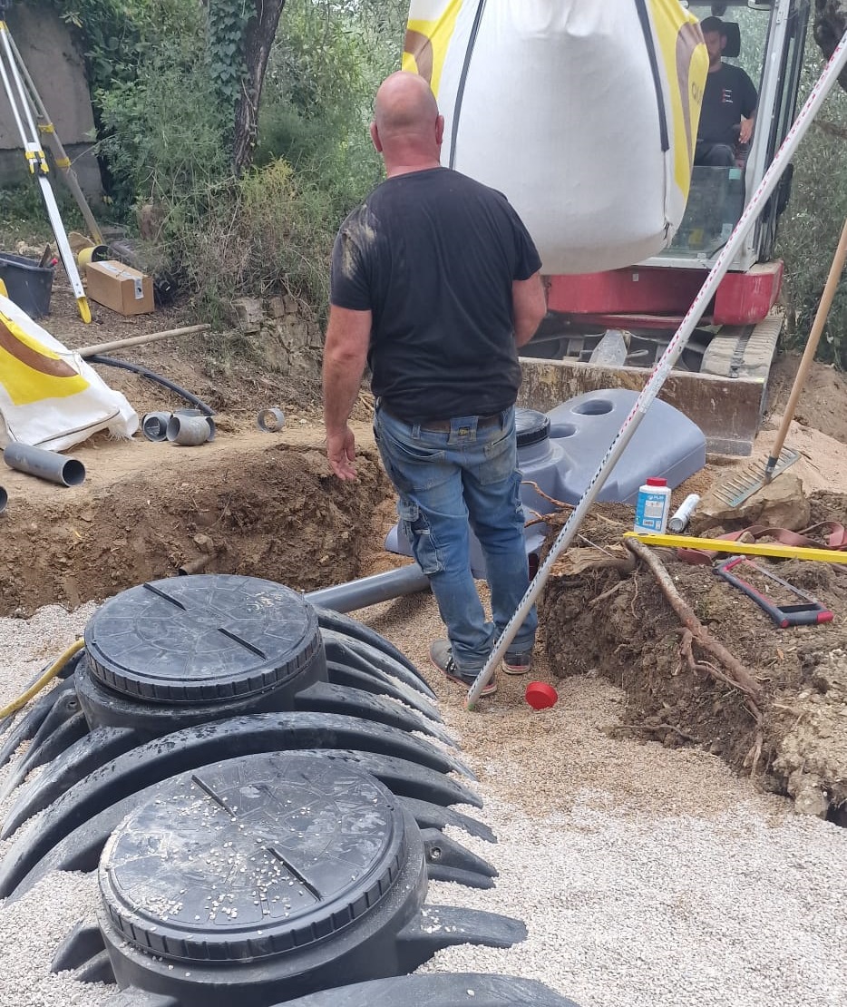 Sanitation services Help Riviera - Septic tank pumping and drain cleaning